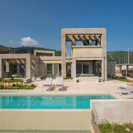 Villa Thines Lefkada City