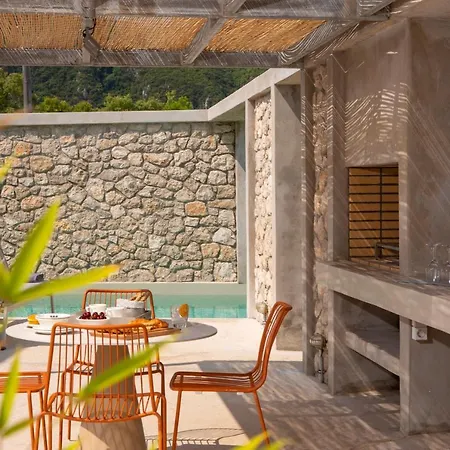 Villa Thines